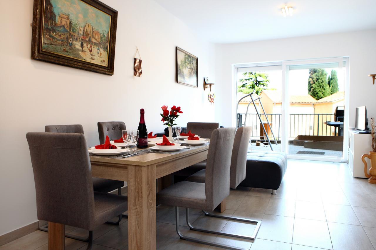 Charming San Simon Beach Apartment Jn Izola Exterior foto